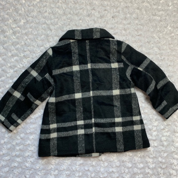 Plaid coat 12/18 m - Picture 4 of 4